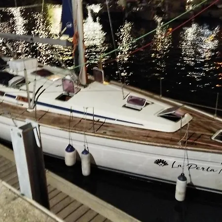 Hotel na wodzie Yacht La Perla Negra Puerto De Mogan
